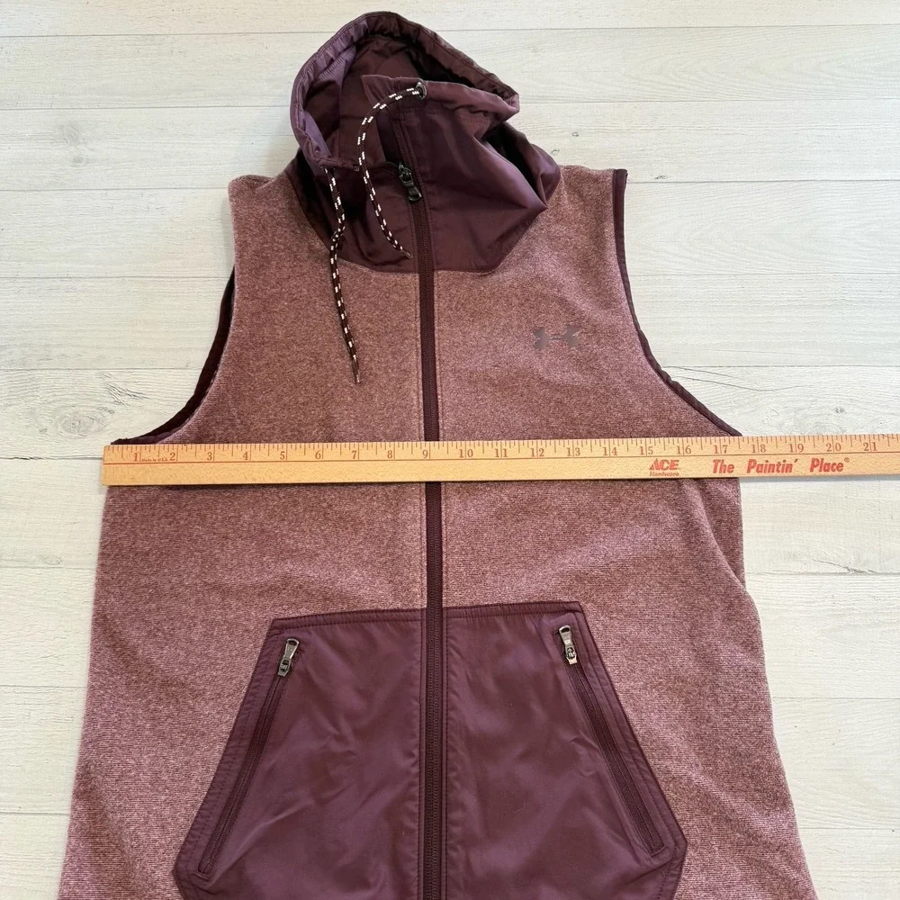 Under armour Cold Gear Women's Full Zip Maroon Athletic Vest‎ Size small